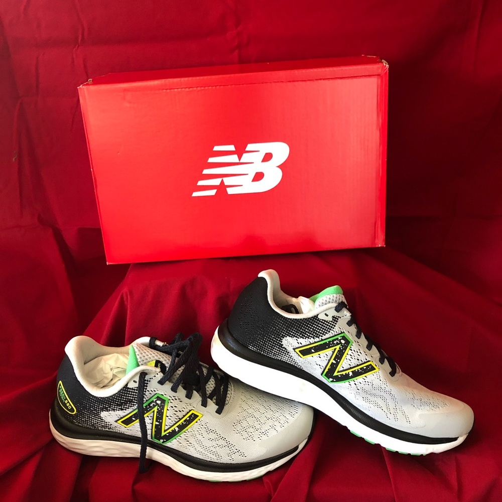 NEW Mens new balance running course shoe size7m